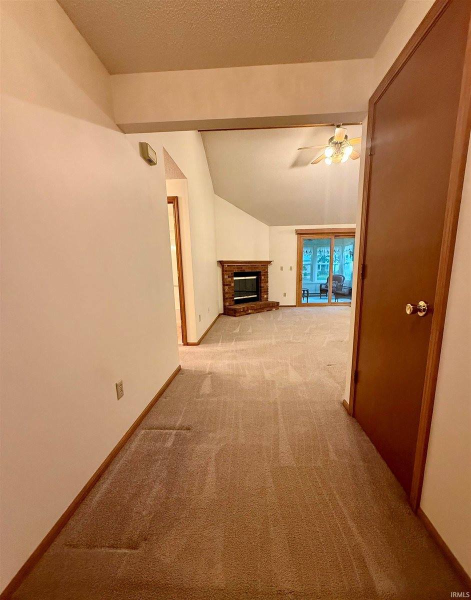 627 Bosuns Drive, Fort Wayne, IN 46819