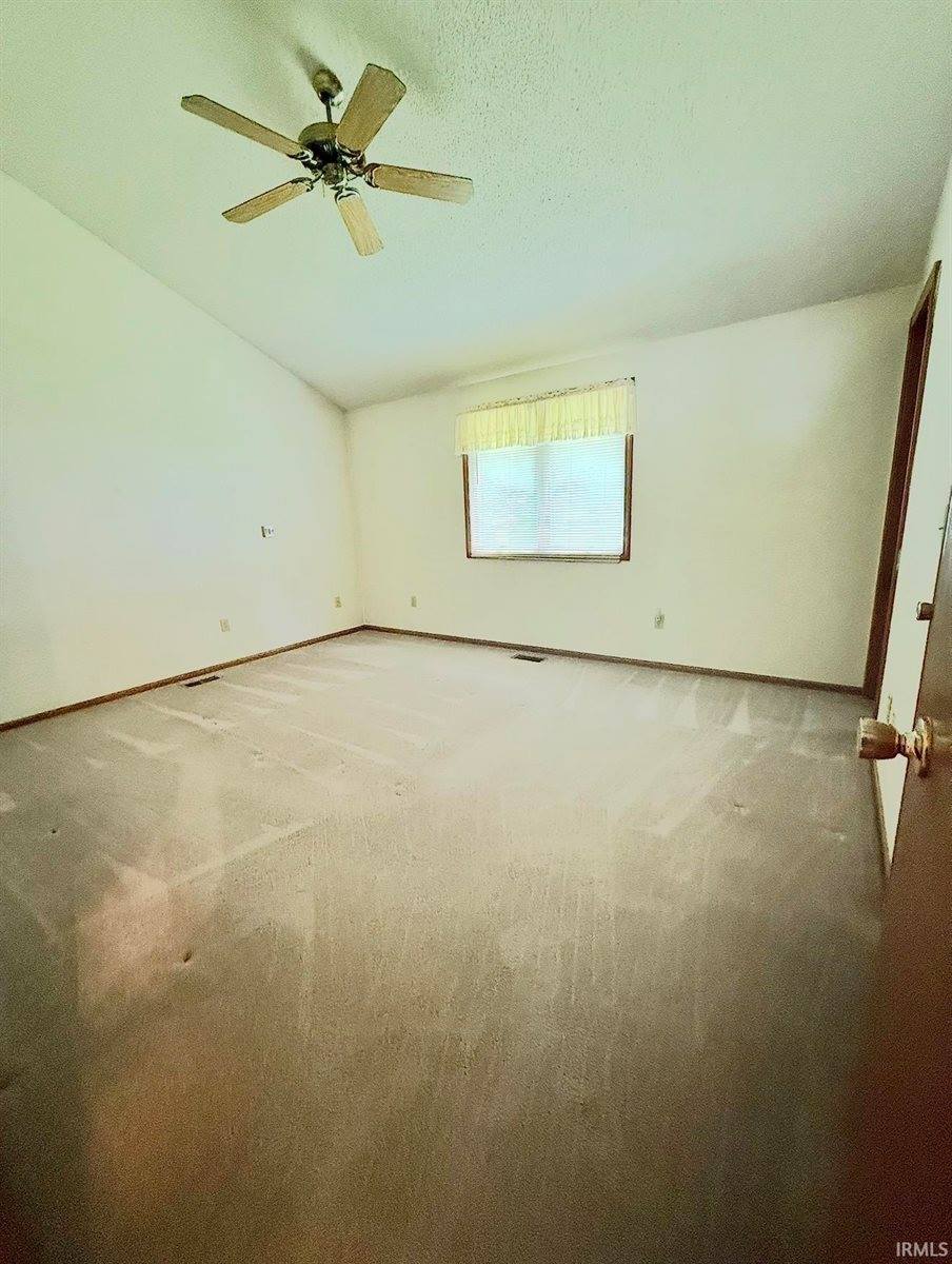 627 Bosuns Drive, Fort Wayne, IN 46819