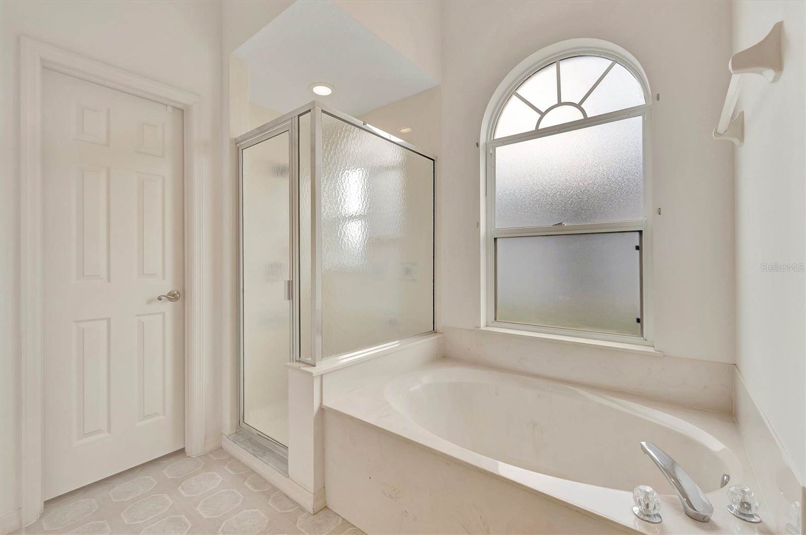 4206 73RD Terrace East, Sarasota, FL 34243