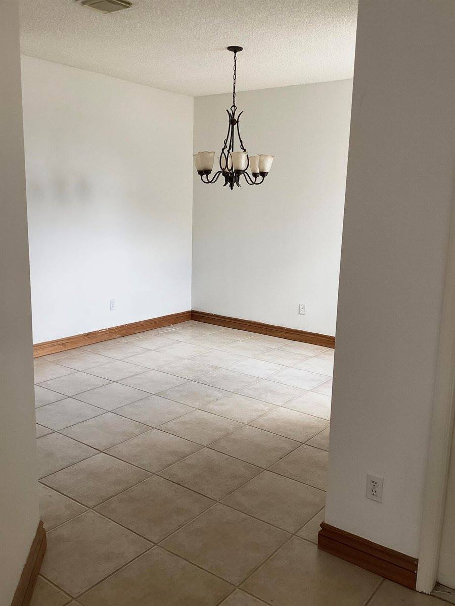 19440 SW 2nd Street, Pembroke Pines, FL 33029