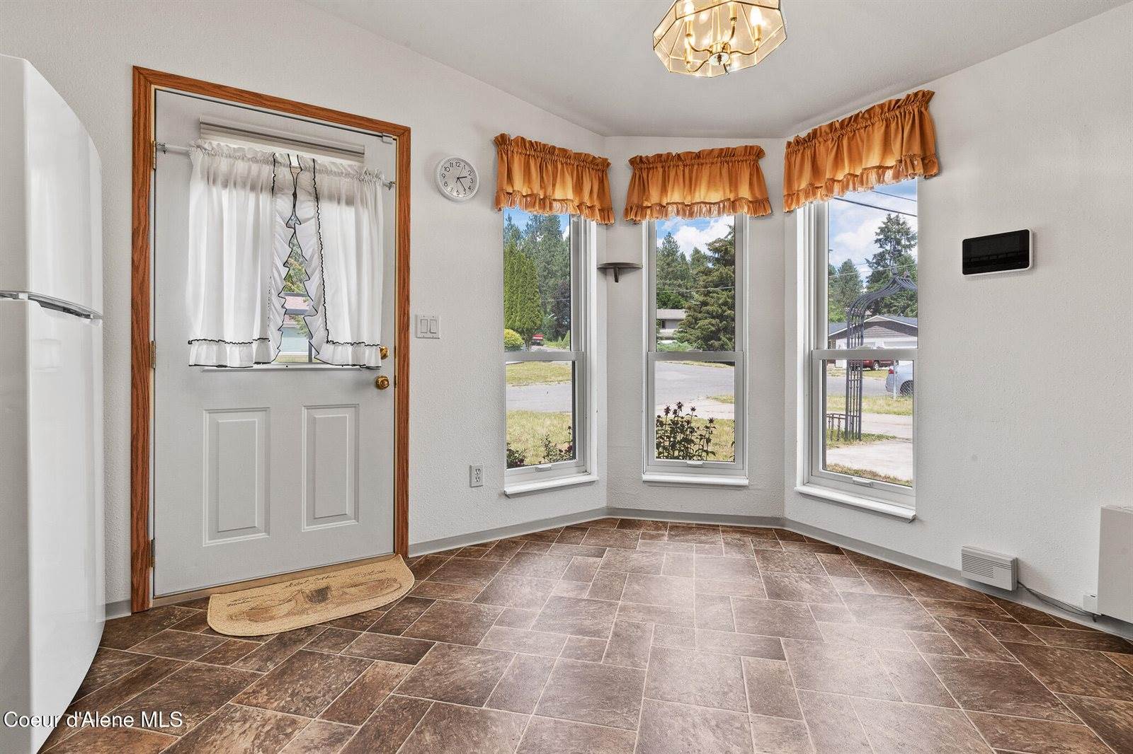 1037 North 22nd St, Coeur d'Alene, ID 83814