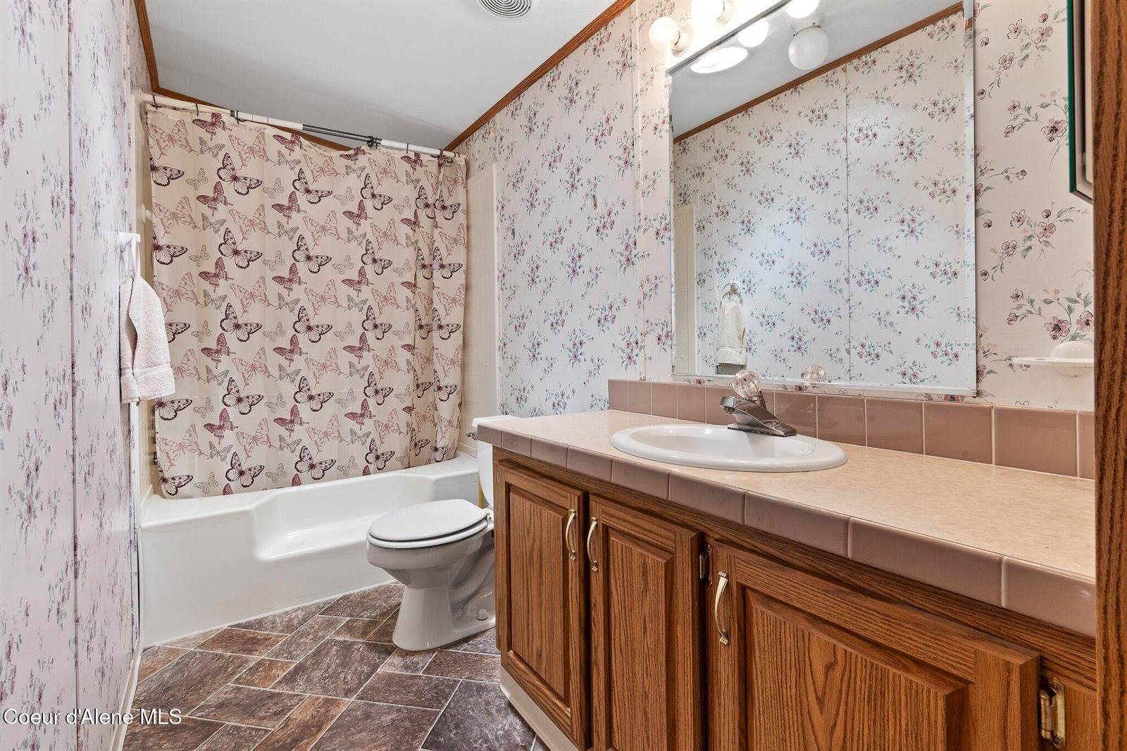 1037 North 22nd St, Coeur d'Alene, ID 83814