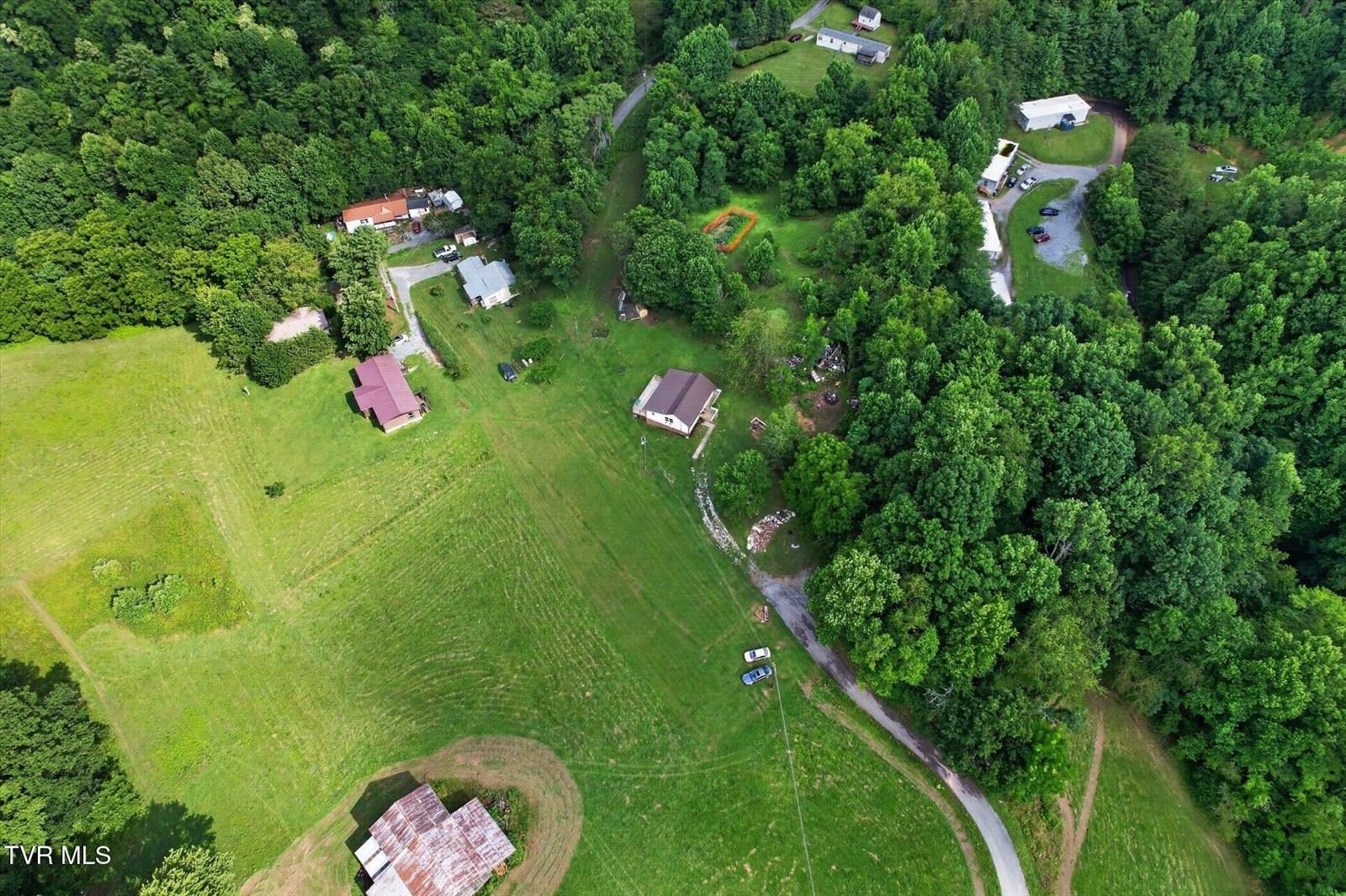 191 Dillard Avenue, Erwin, TN 37650