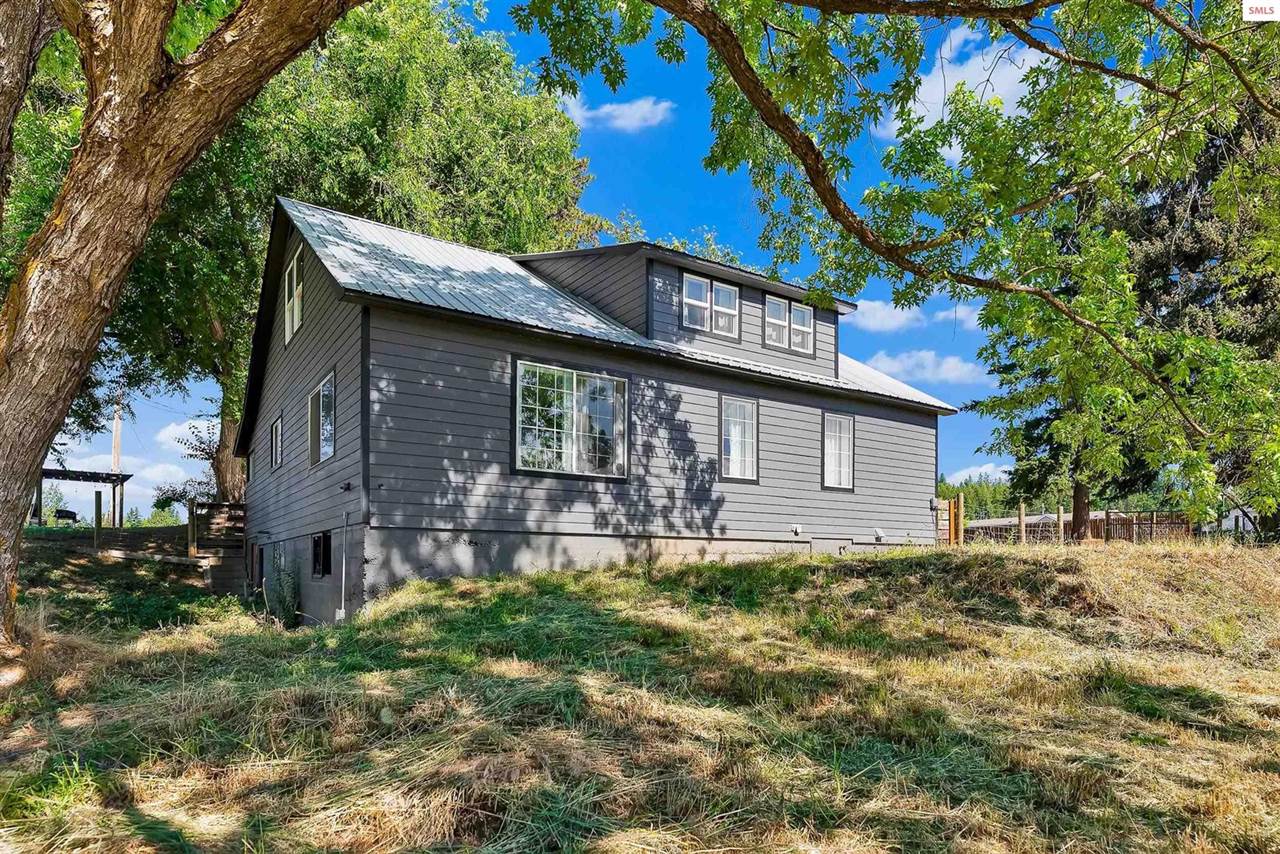 256 Roosevelt Road, Bonners Ferry, ID 83805