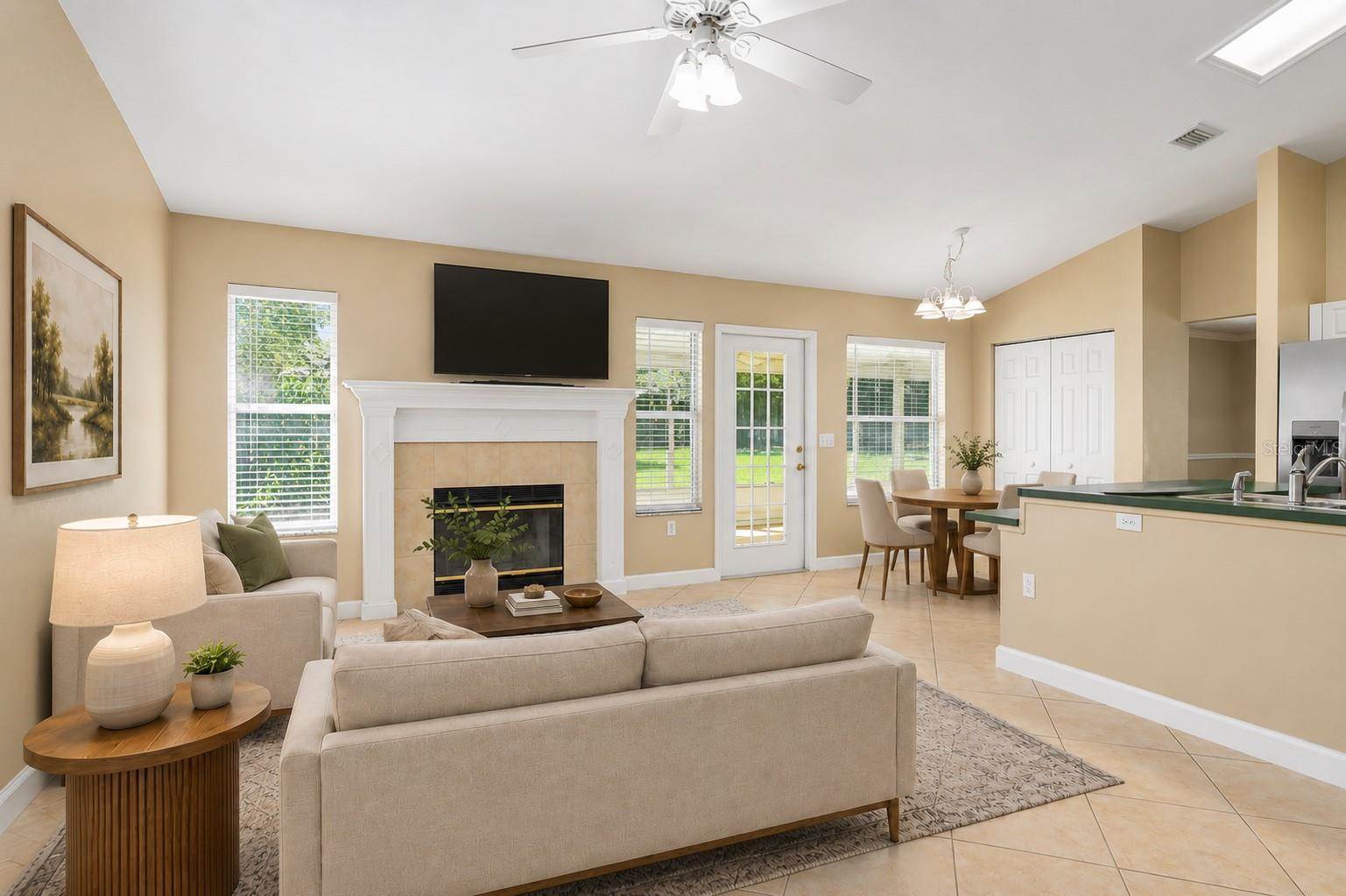 9009 NW 15TH Lane, Gainesville, FL 32606