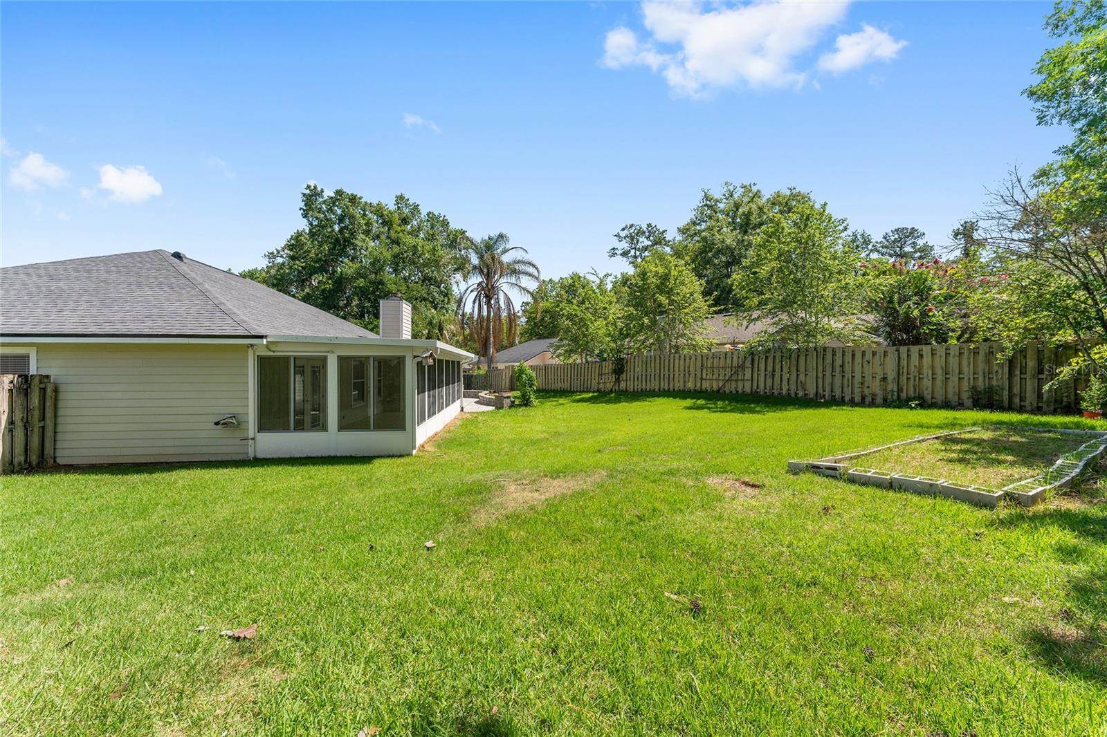 9009 NW 15TH Lane, Gainesville, FL 32606