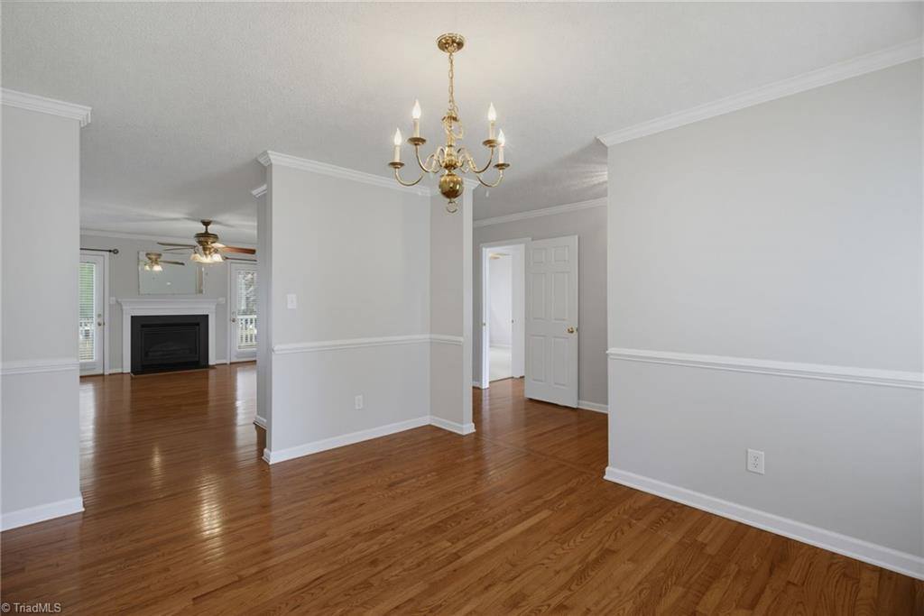 521 Lowergate Lane, Kernersville, NC 27284