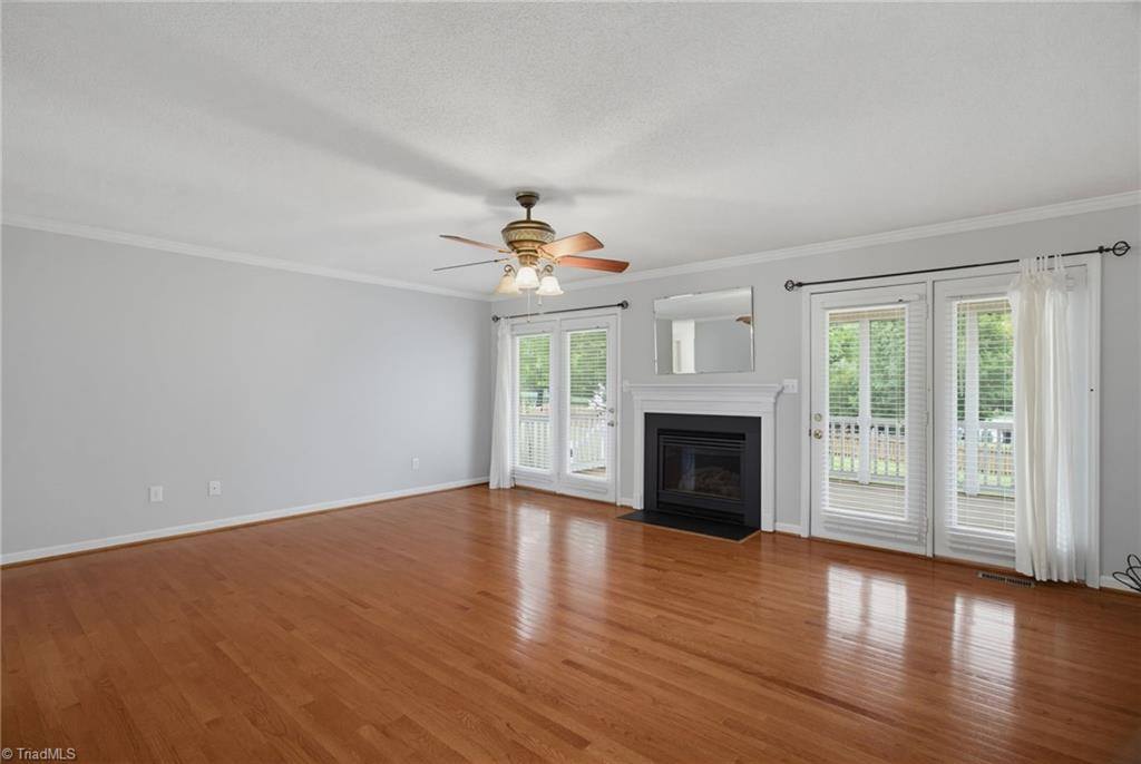 521 Lowergate Lane, Kernersville, NC 27284