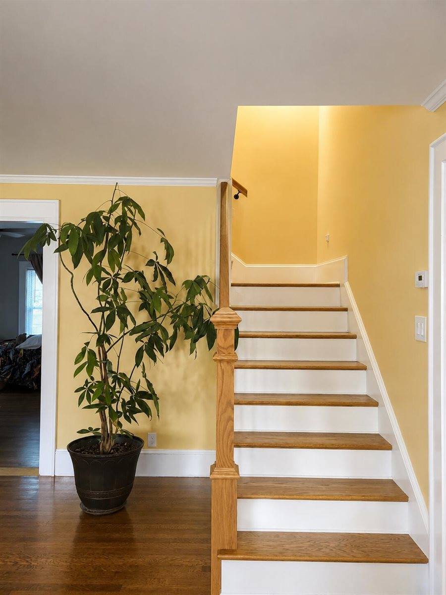 41 Western Avenue, Fairfield, ME 04937