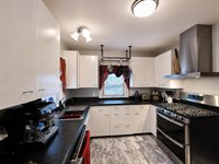 41 Western Avenue, Fairfield, ME 04937