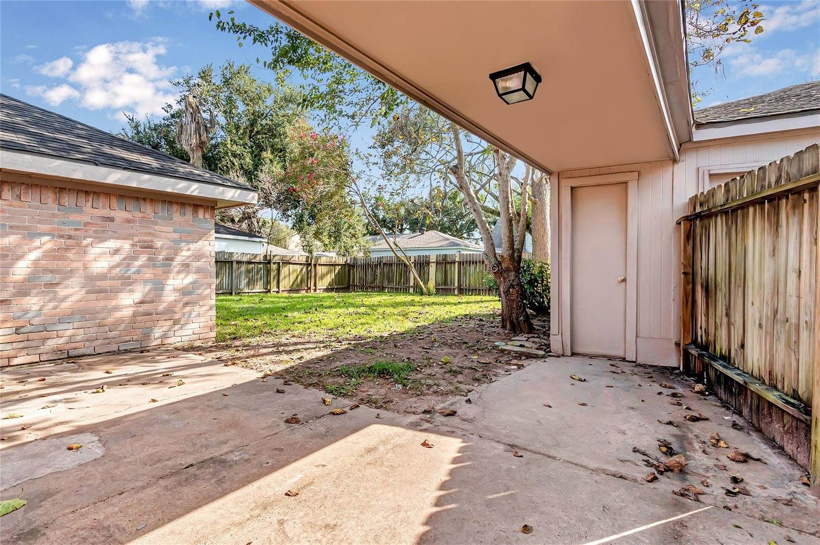 2710 Green Fields Drive, Sugar Land, TX 77479