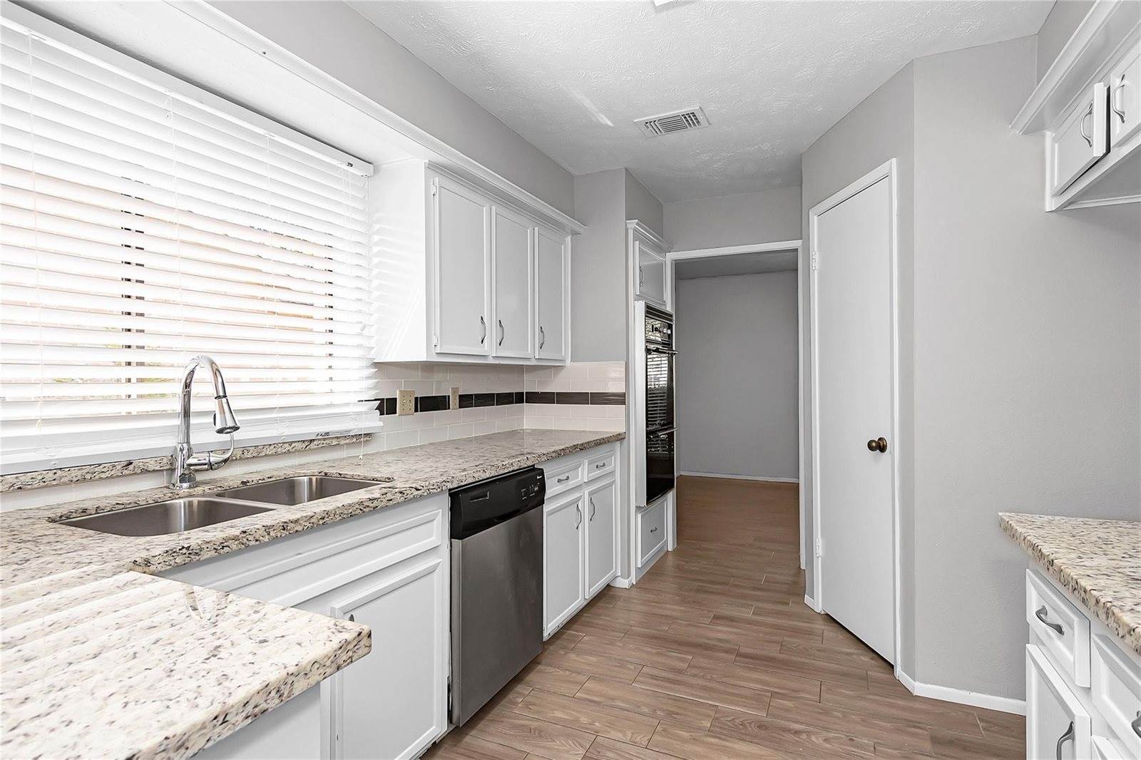 2710 Green Fields Drive, Sugar Land, TX 77479