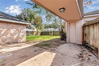 2710 Green Fields Drive, Sugar Land, TX 77479