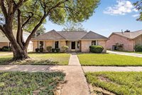 2710 Green Fields Drive, Sugar Land, TX 77479