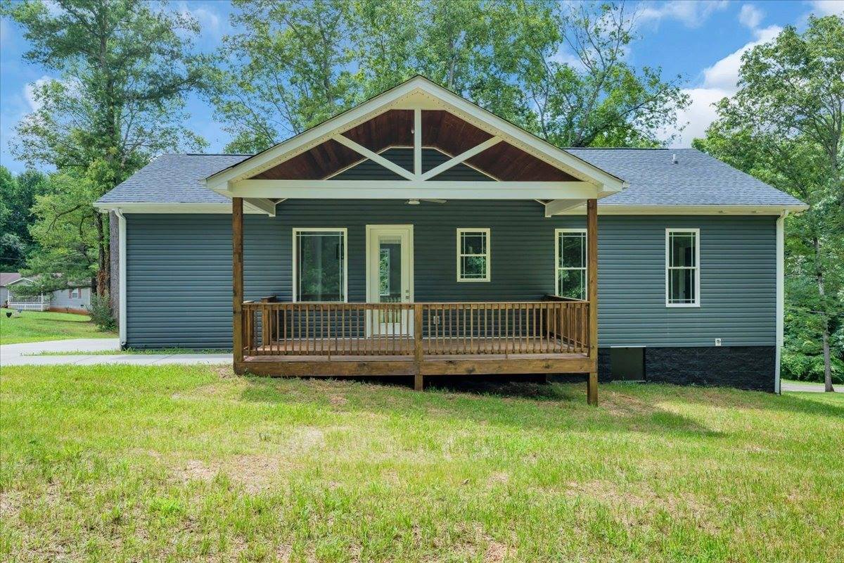 634 Mountain View Dr, Morrison, TN 37357