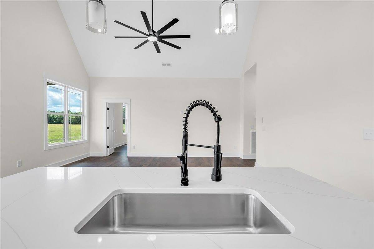 1459 Smartt Station Rd, Morrison, TN 37357