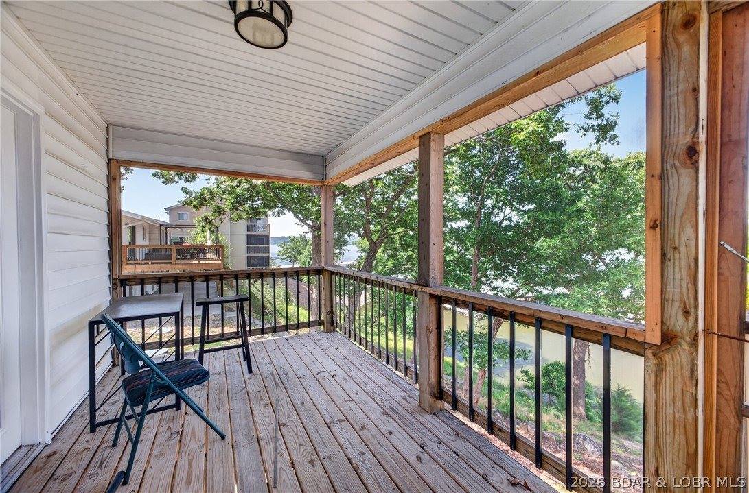 2437 Mohawk Lane, Osage Beach, MO 65065