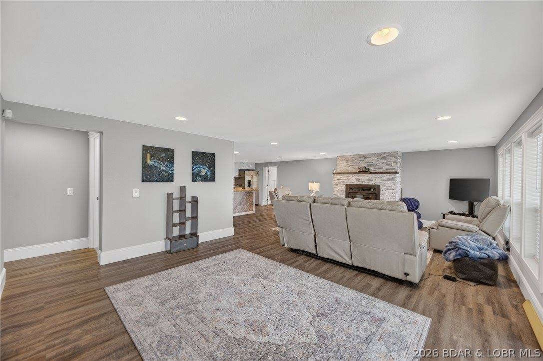 2437 Mohawk Lane, Osage Beach, MO 65065