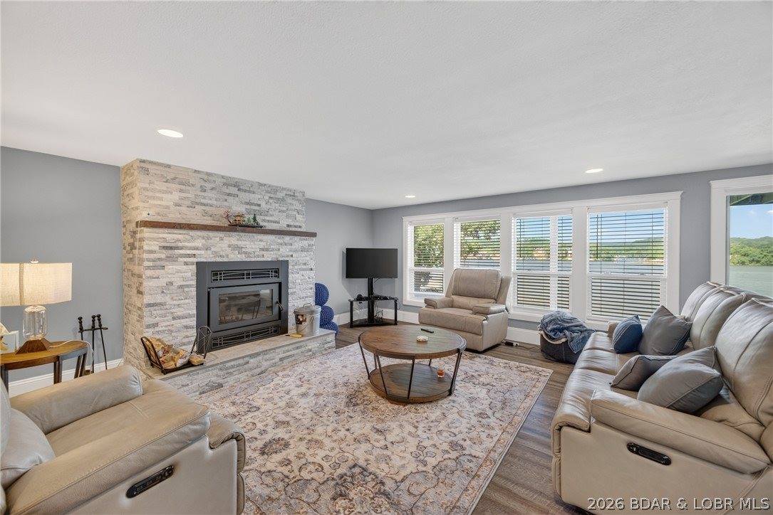 2437 Mohawk Lane, Osage Beach, MO 65065