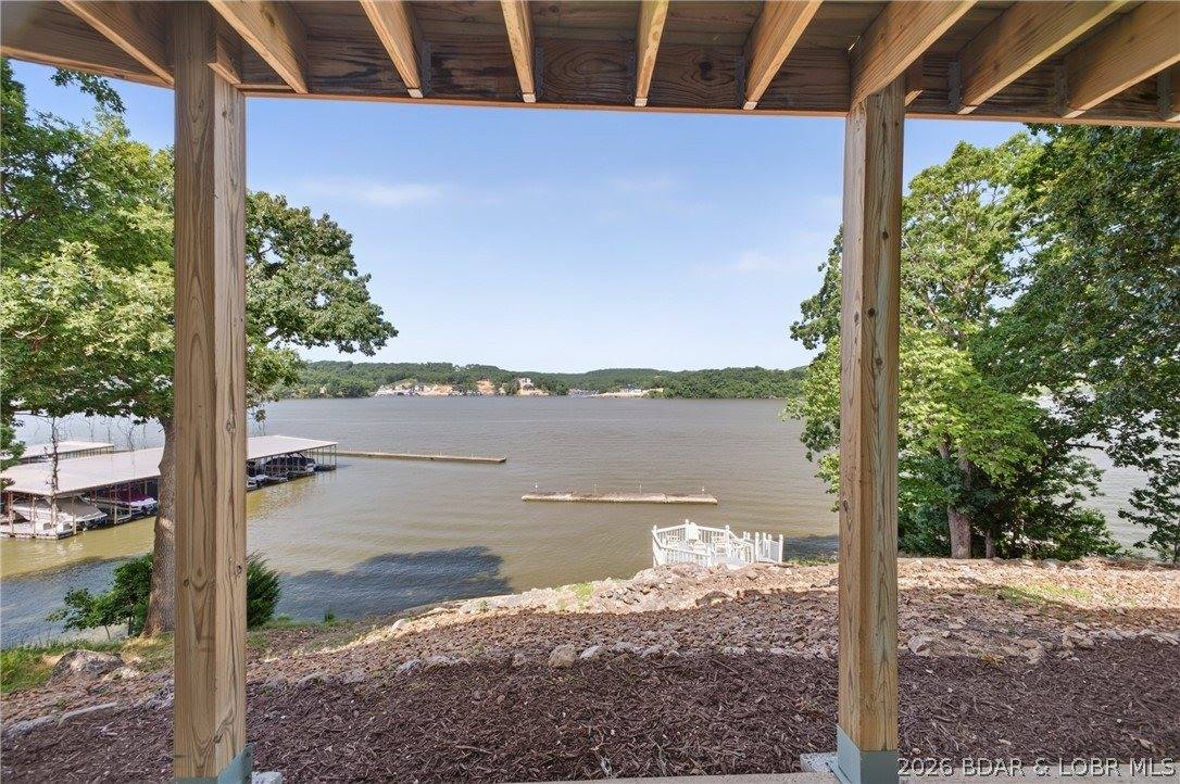 2437 Mohawk Lane, Osage Beach, MO 65065