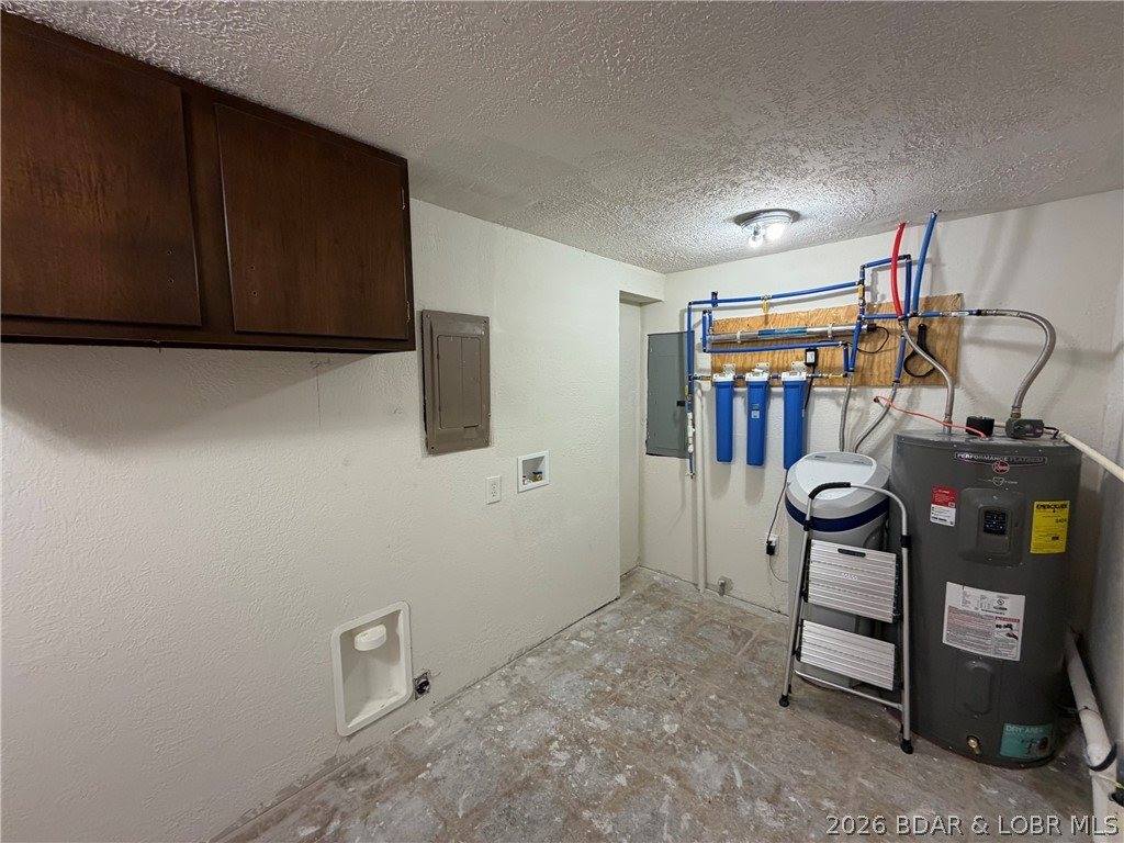 2437 Mohawk Lane, Osage Beach, MO 65065