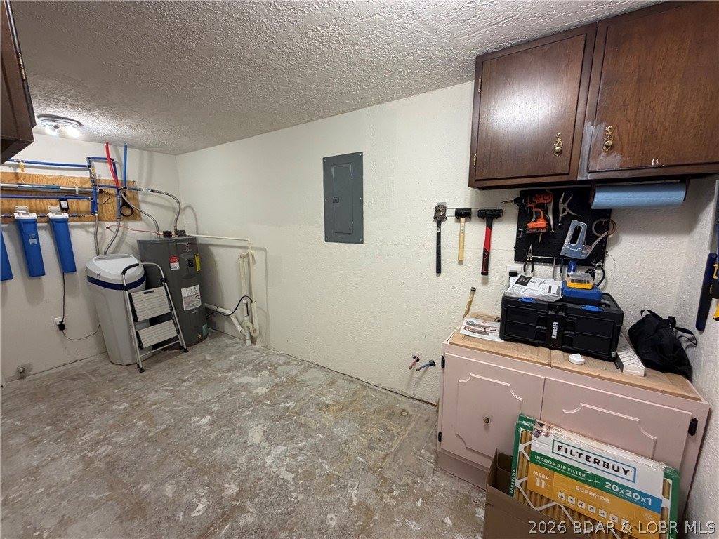 2437 Mohawk Lane, Osage Beach, MO 65065