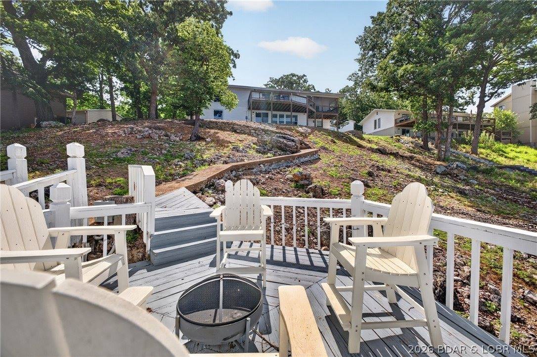 2437 Mohawk Lane, Osage Beach, MO 65065