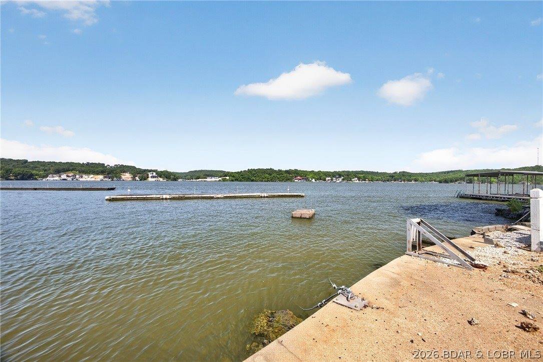 2437 Mohawk Lane, Osage Beach, MO 65065