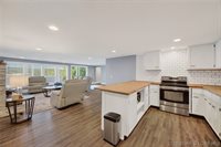 2437 Mohawk Lane, Osage Beach, MO 65065