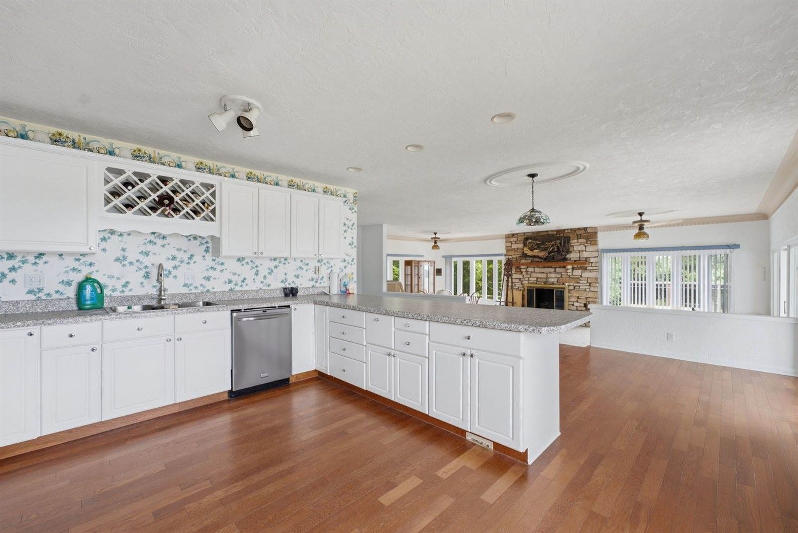 1501 State Avenue, Hampton, IL 61256