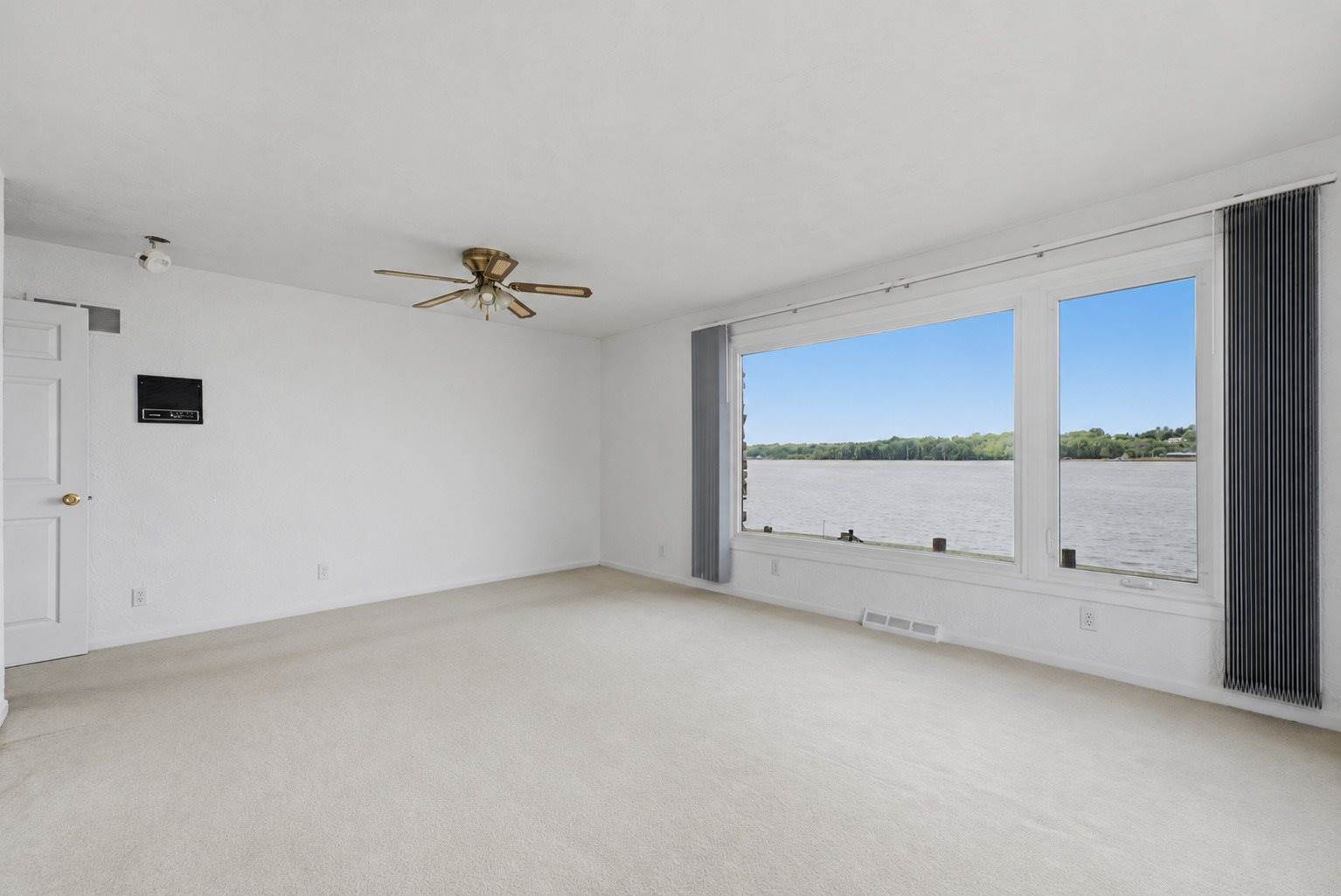 1501 State Avenue, Hampton, IL 61256
