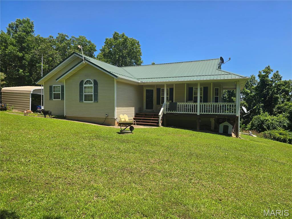 21620 State Route J, Newburg, MO 65550
