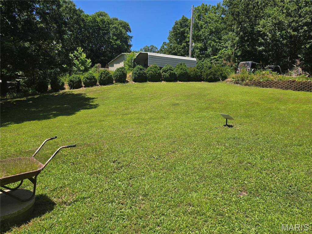 21620 State Route J, Newburg, MO 65550