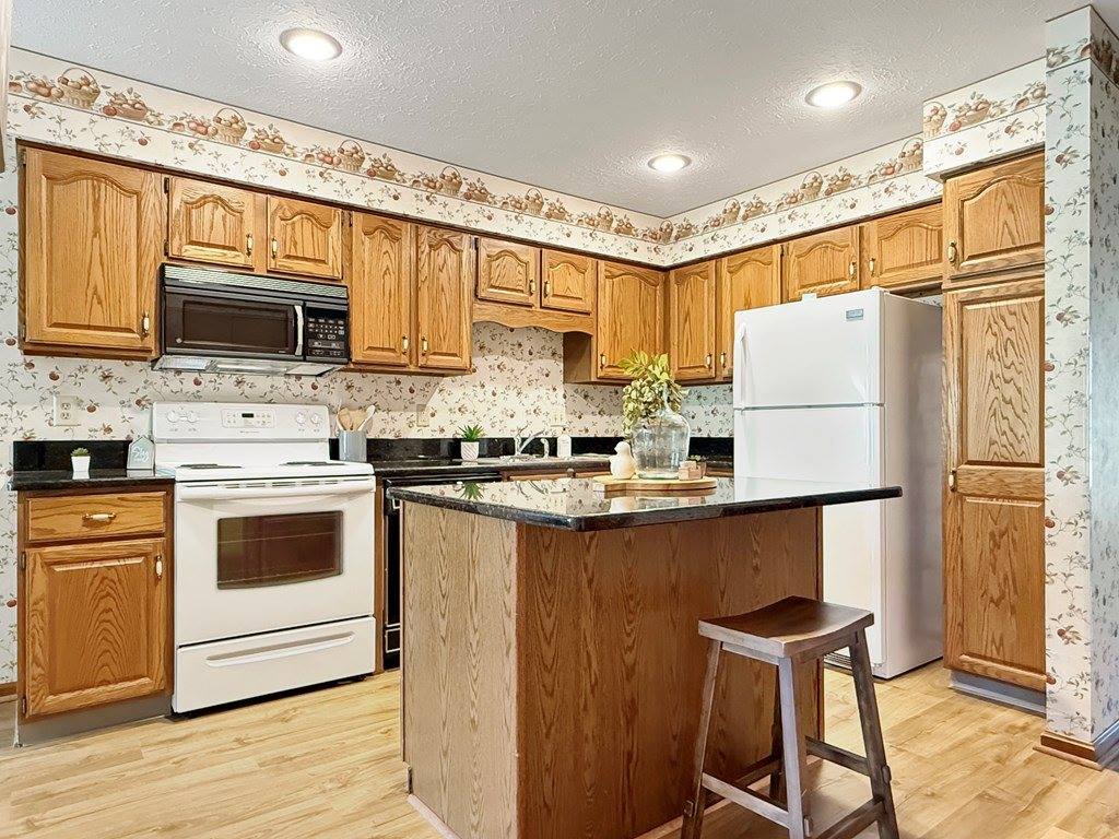 891 Avalon Drive, Ashland, OH 44805