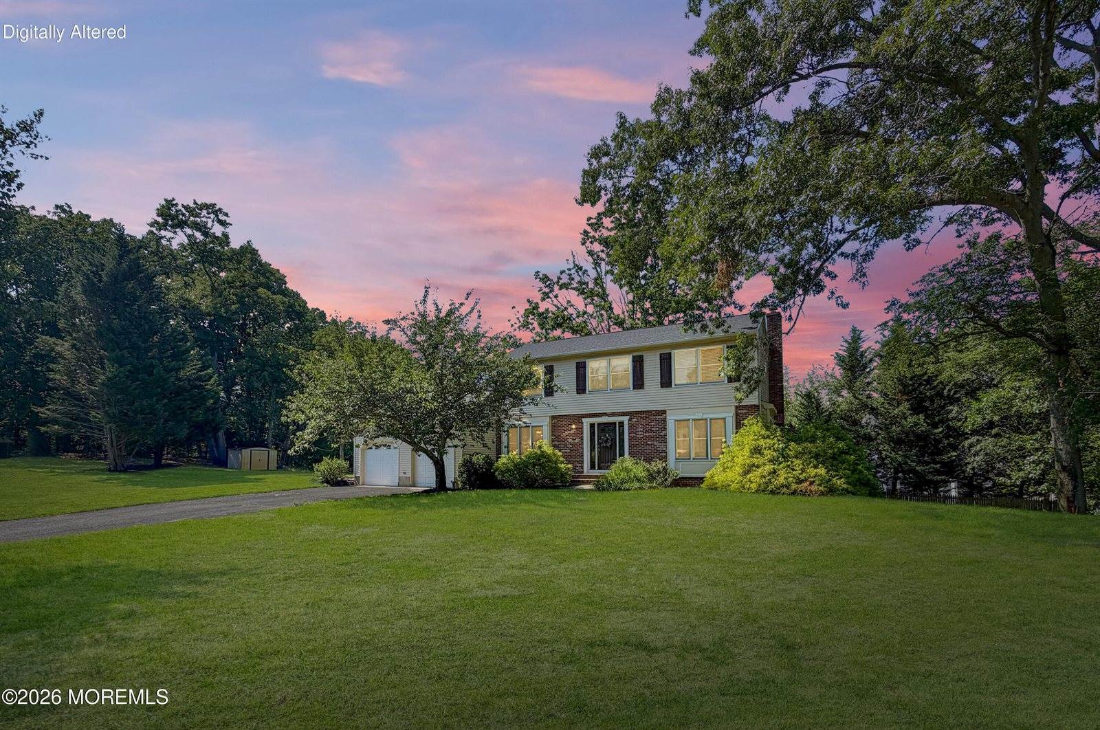 25 Rimwood Lane, Howell, NJ 07731