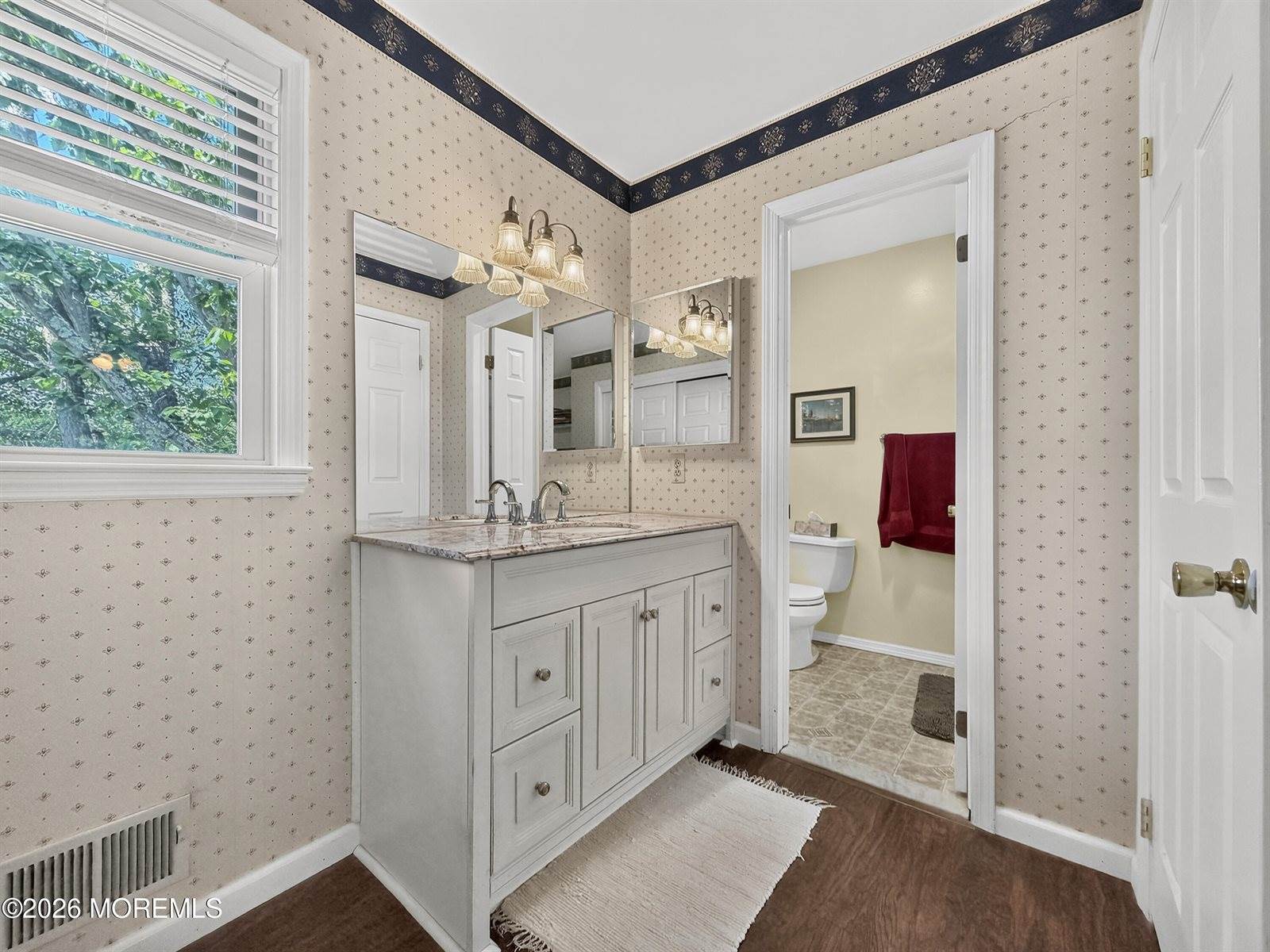 25 Rimwood Lane, Howell, NJ 07731