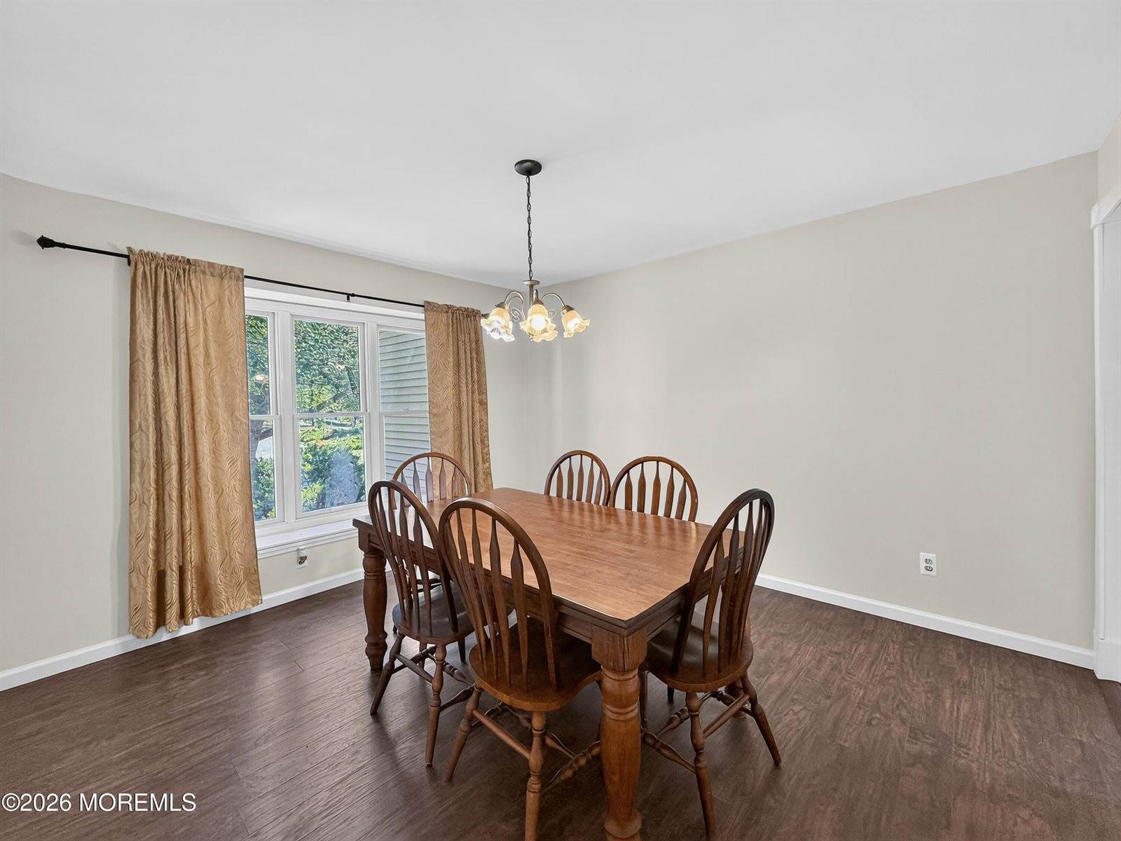 25 Rimwood Lane, Howell, NJ 07731