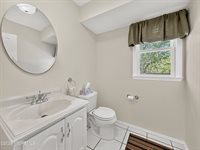 25 Rimwood Lane, Howell, NJ 07731