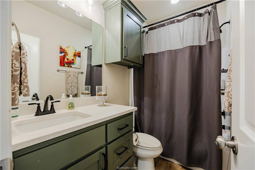 2390 Lightfoot Lane, Bryan, TX 77803