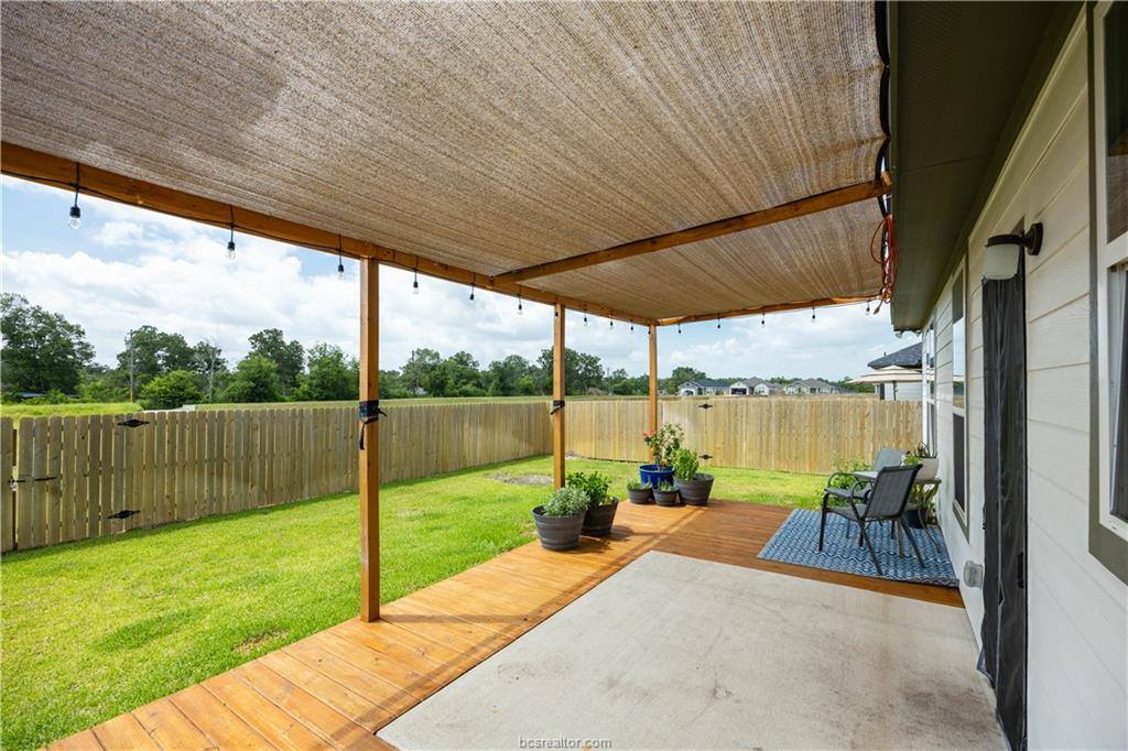 2390 Lightfoot Lane, Bryan, TX 77803