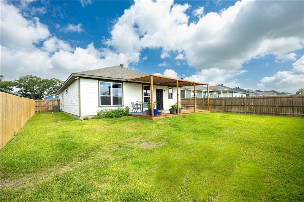 2390 Lightfoot Lane, Bryan, TX 77803