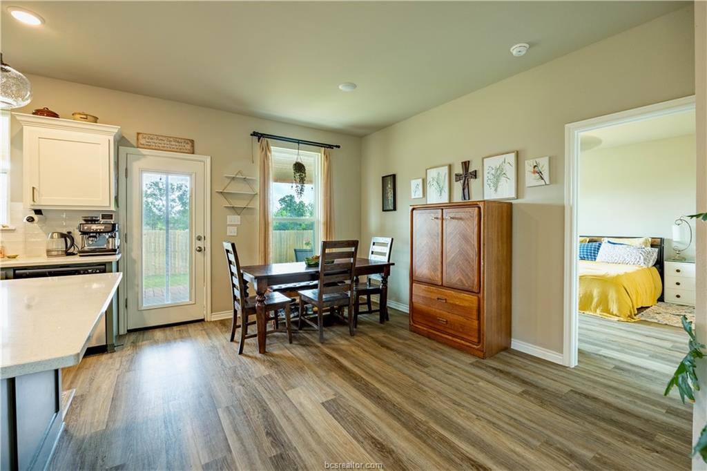 2390 Lightfoot Lane, Bryan, TX 77803