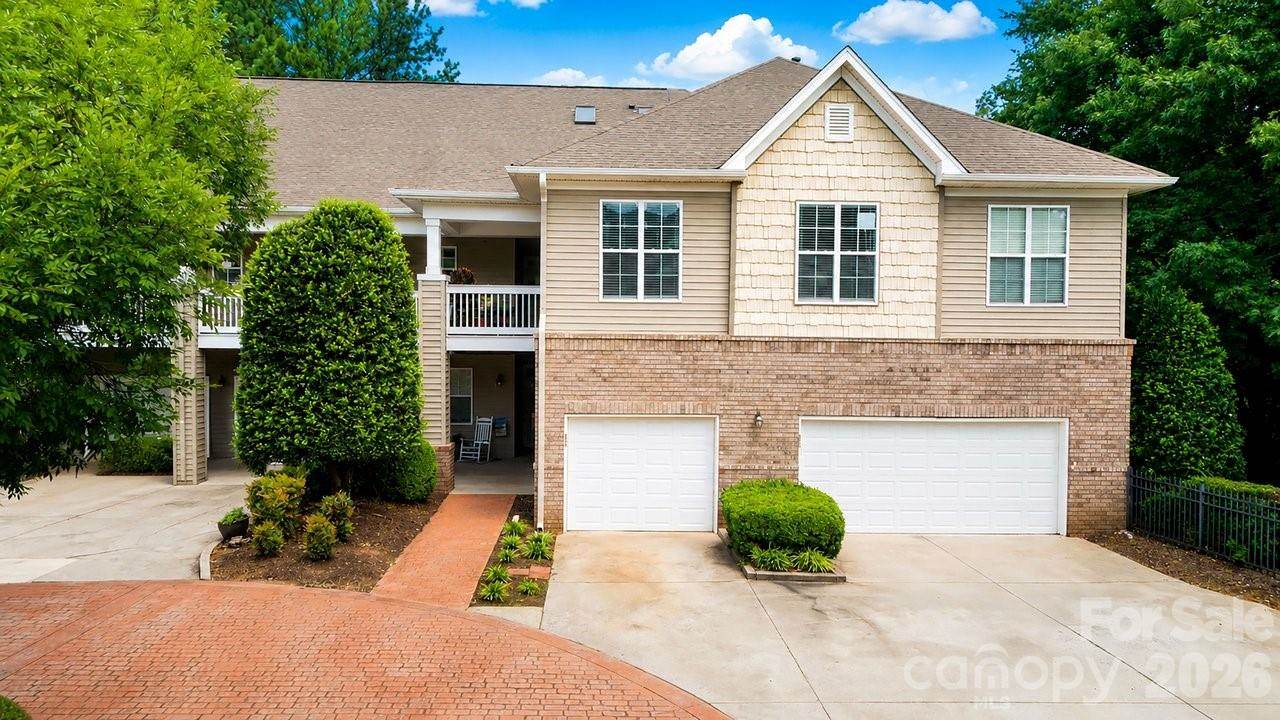 9069 Rosalyn Glen Road, Cornelius, NC 28031