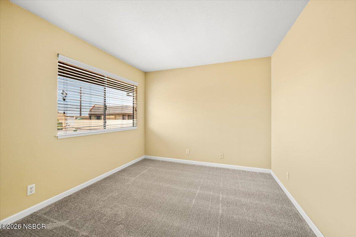 1960 Mcclelland, Santa Maria, CA 93454