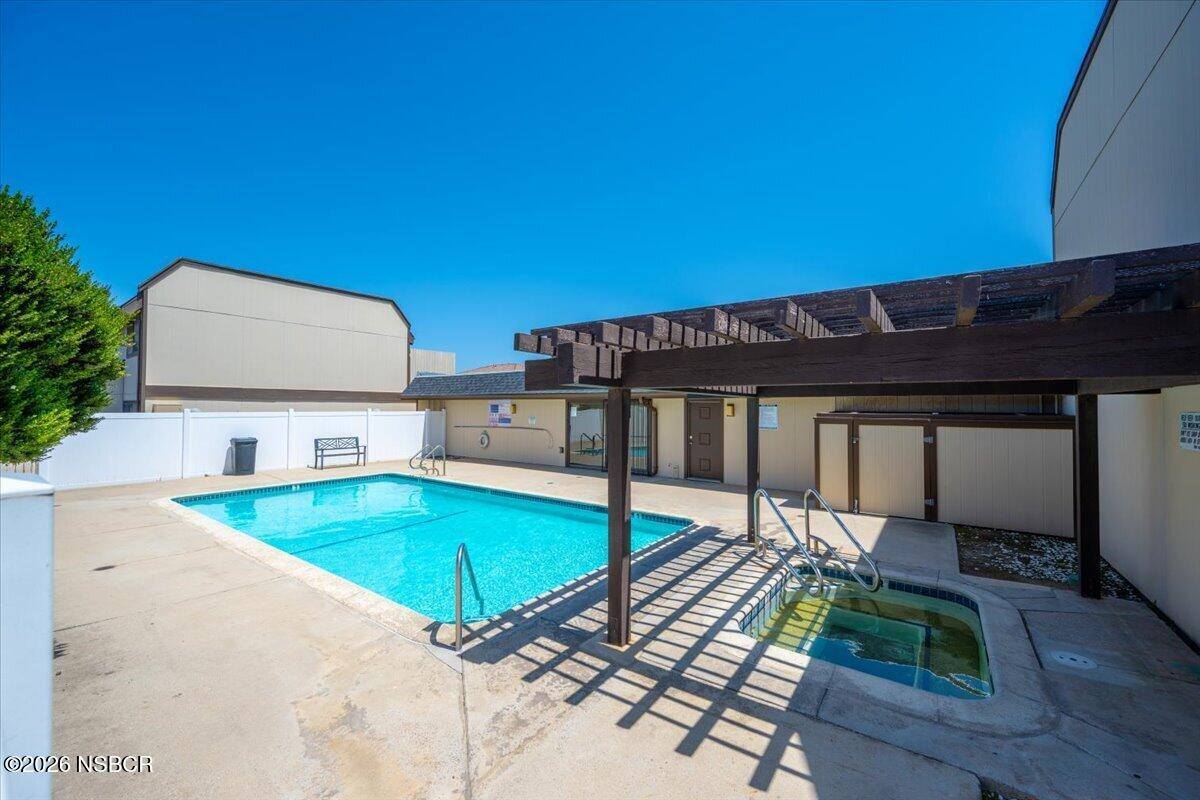 1960 Mcclelland, Santa Maria, CA 93454