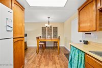 1960 Mcclelland, Santa Maria, CA 93454
