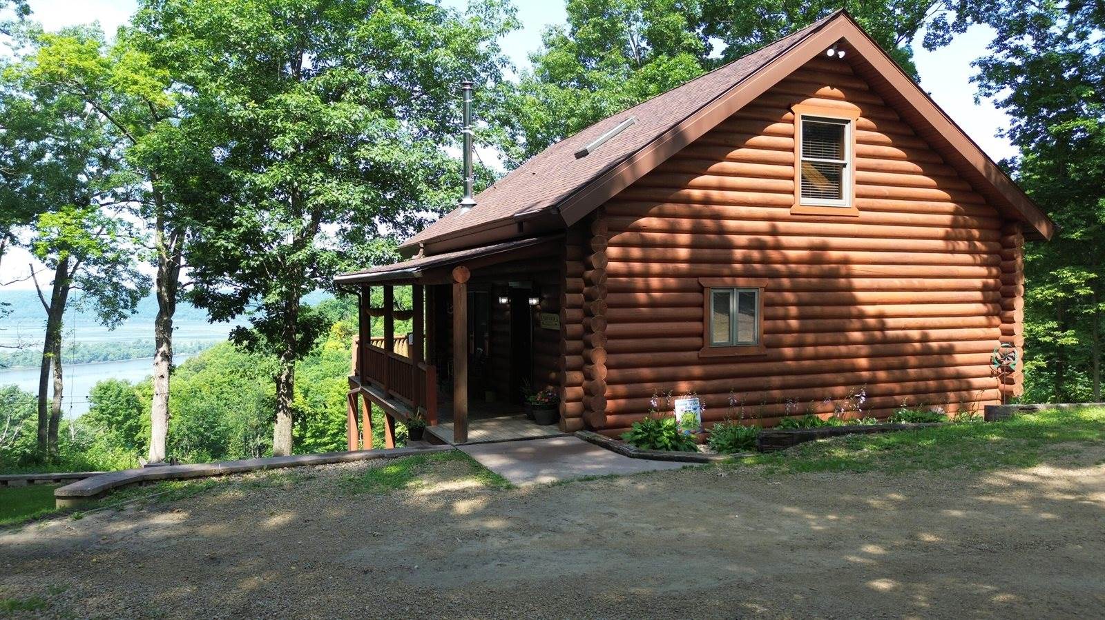 20643 Deer Island View Rd, Seneca, WI 54626