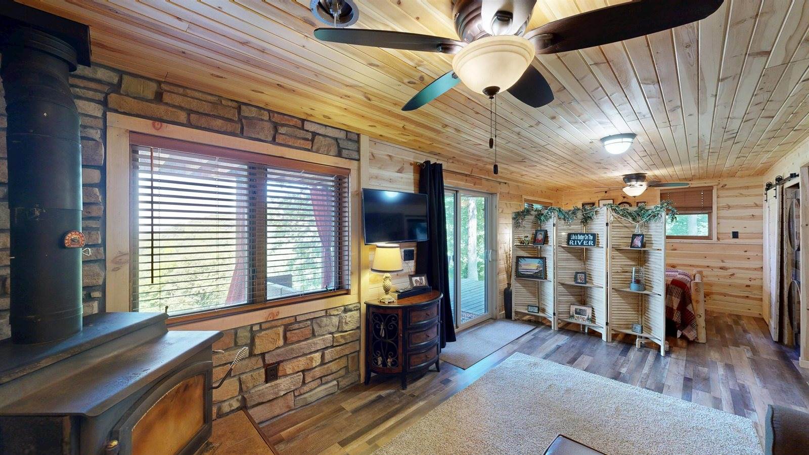 20643 Deer Island View Rd, Seneca, WI 54626