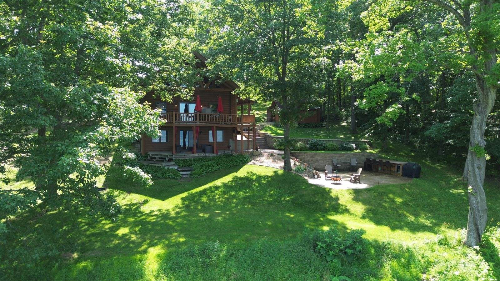 20643 Deer Island View Rd, Seneca, WI 54626