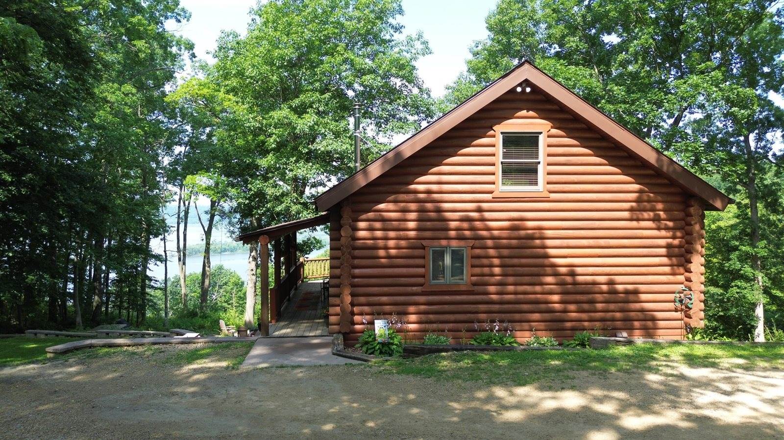 20643 Deer Island View Rd, Seneca, WI 54626